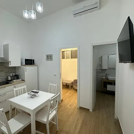 Apulia White House 59 아파트 *