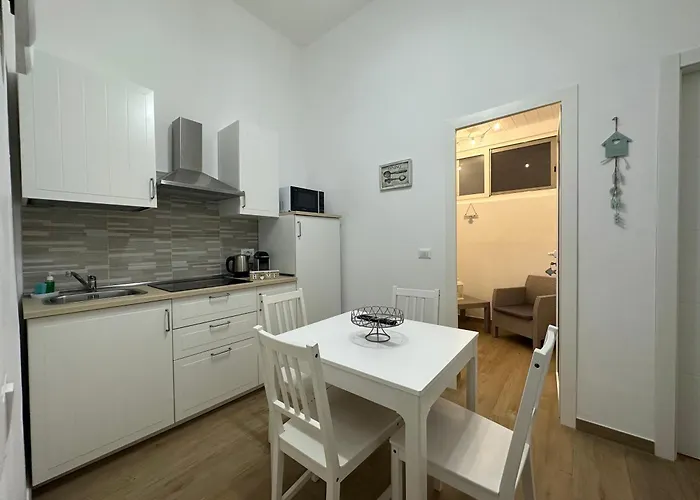 Apulia White House 59 아파트 바리