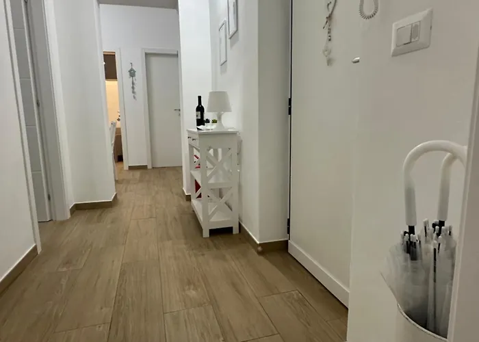 Apulia White House 59